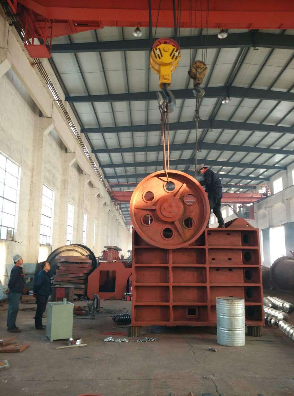 顎式破碎機如何拆卸？耐磨件的壽命以及更換方法？